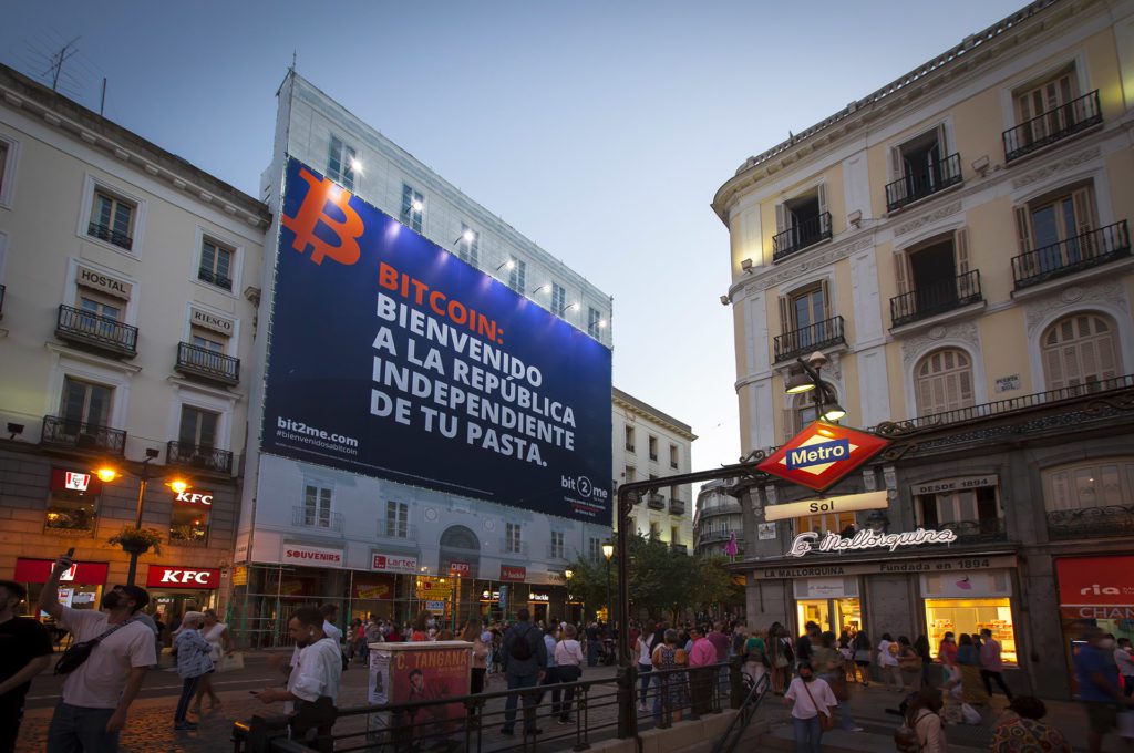 Spectacular banners for BIT2ME.COM in Spain