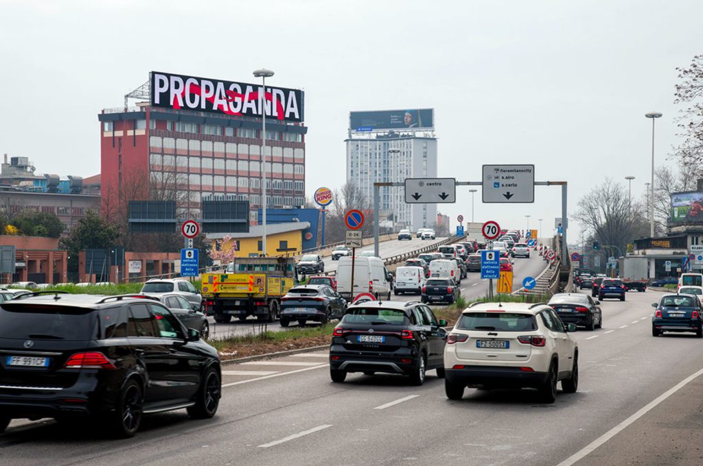 Propaganda campaign, certosa Milan 