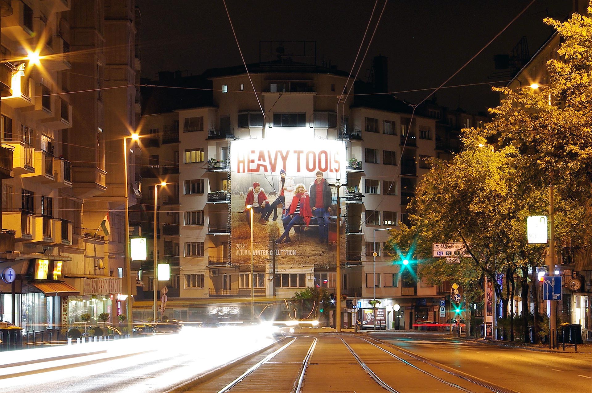 Campagne publicitaire Heavy Tool à Budapest, Hongrie