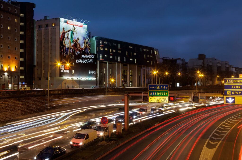 Giant poster for Rue des Joueurs on the Paris ring road