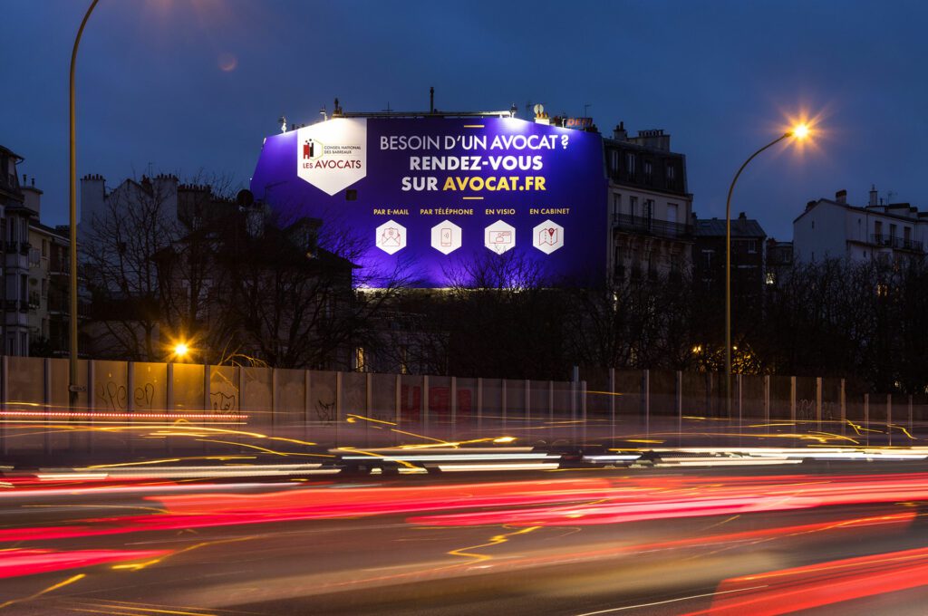 Advertising banners for the Conseil National des Barreaux - Porte de St Mandé in Paris