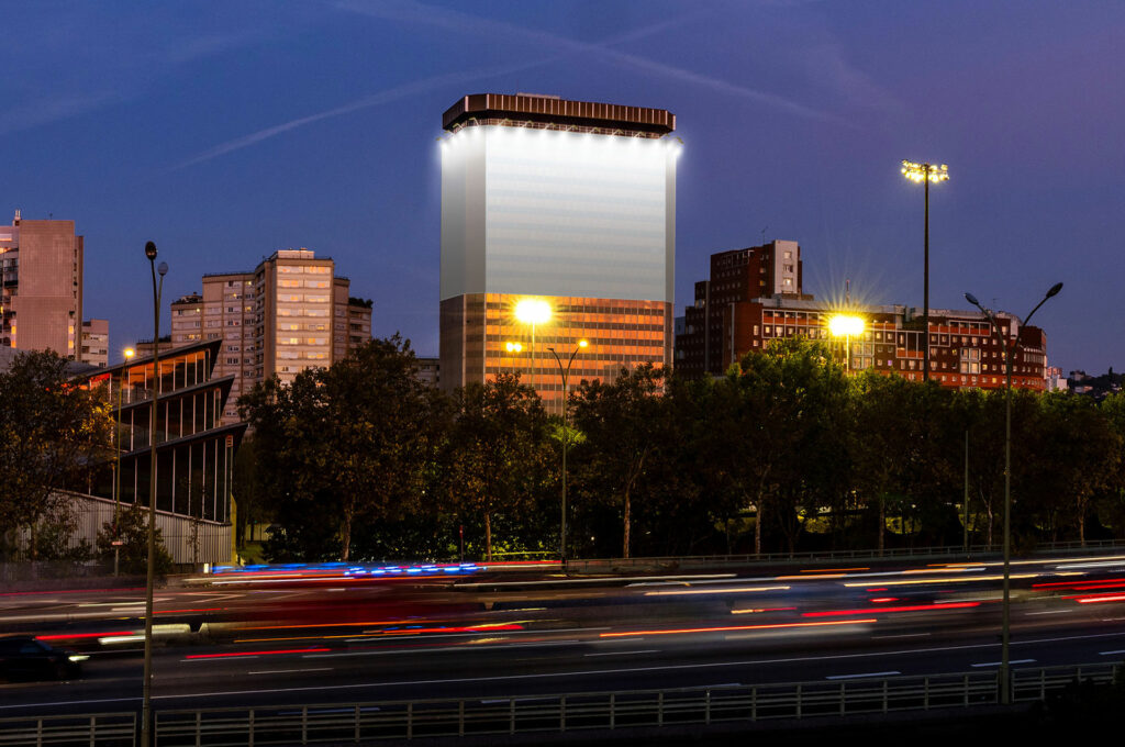 Tour Essor vue de nuit avec toile de 2133m2