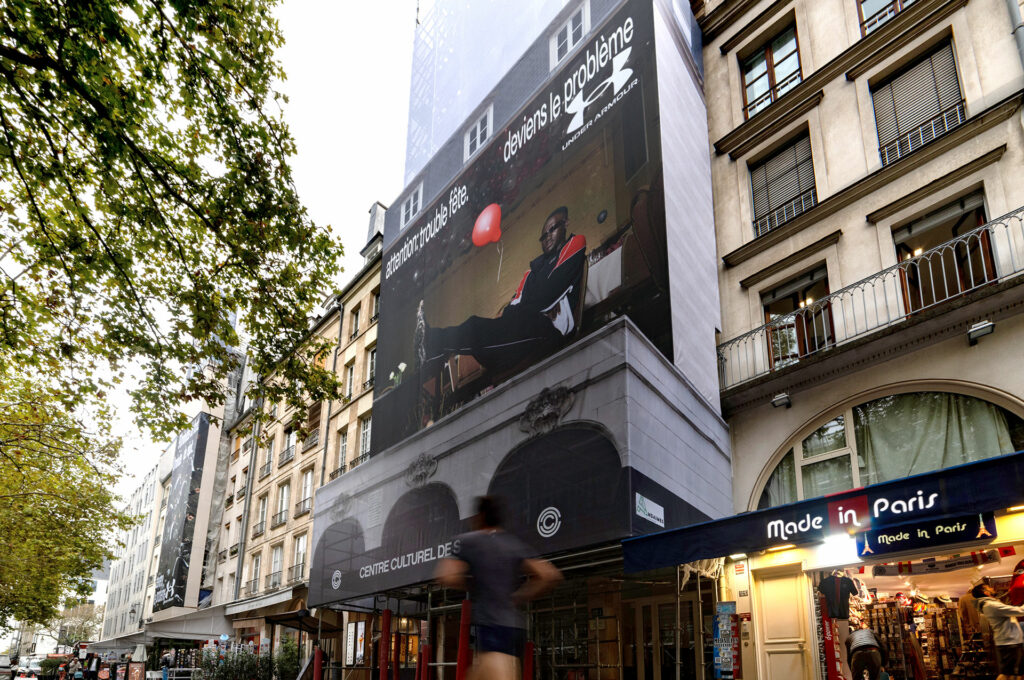 Nouvelle toile pour Under Armor dans le quartier de Beaubourg